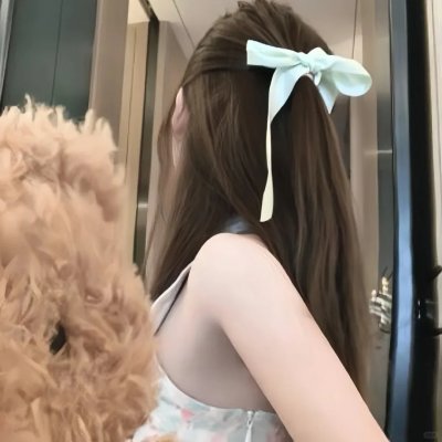 蒂拉和兰妮劫火车